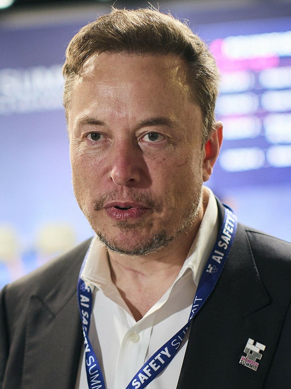 Idosa de cai em golpe ao acreditar estar namorando Elon Musk
