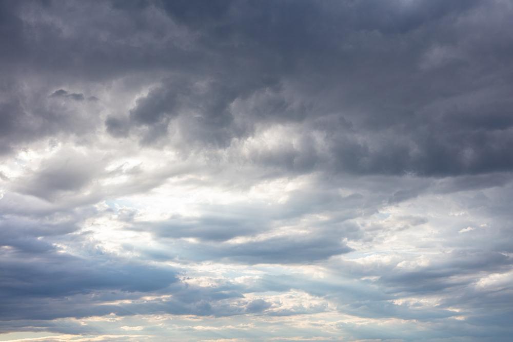 Frente fria avança e derruba temperaturas em Bataguassu e região