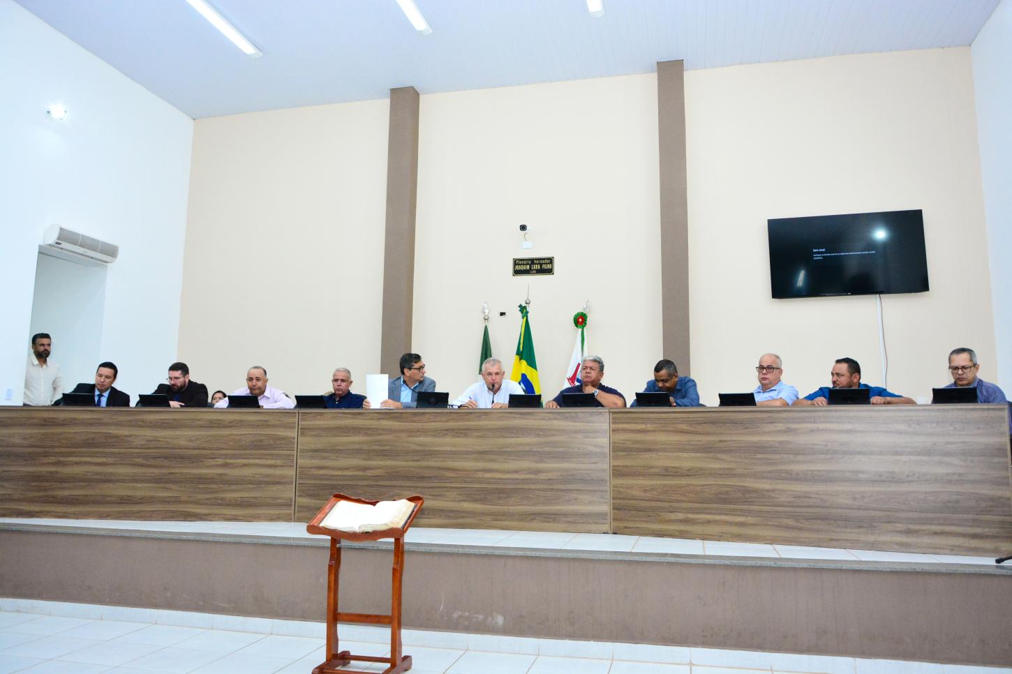 Plano de Cargos e Carreiras domina debates e é aprovado por unanimidade na Câmara de Bataguassu