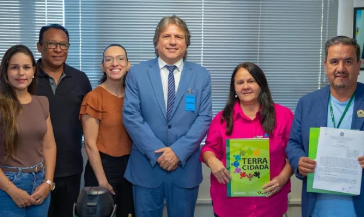 Bataguassu firma adesão ao Programa Terra Cidadã em reunião realizada no INCRA/MS