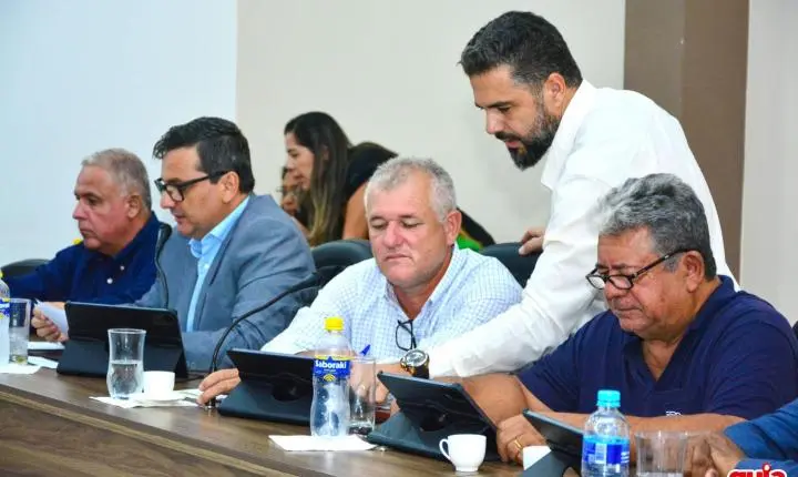Plano de Cargos e Carreiras domina debates e é aprovado por unanimidade na Câmara de Bataguassu